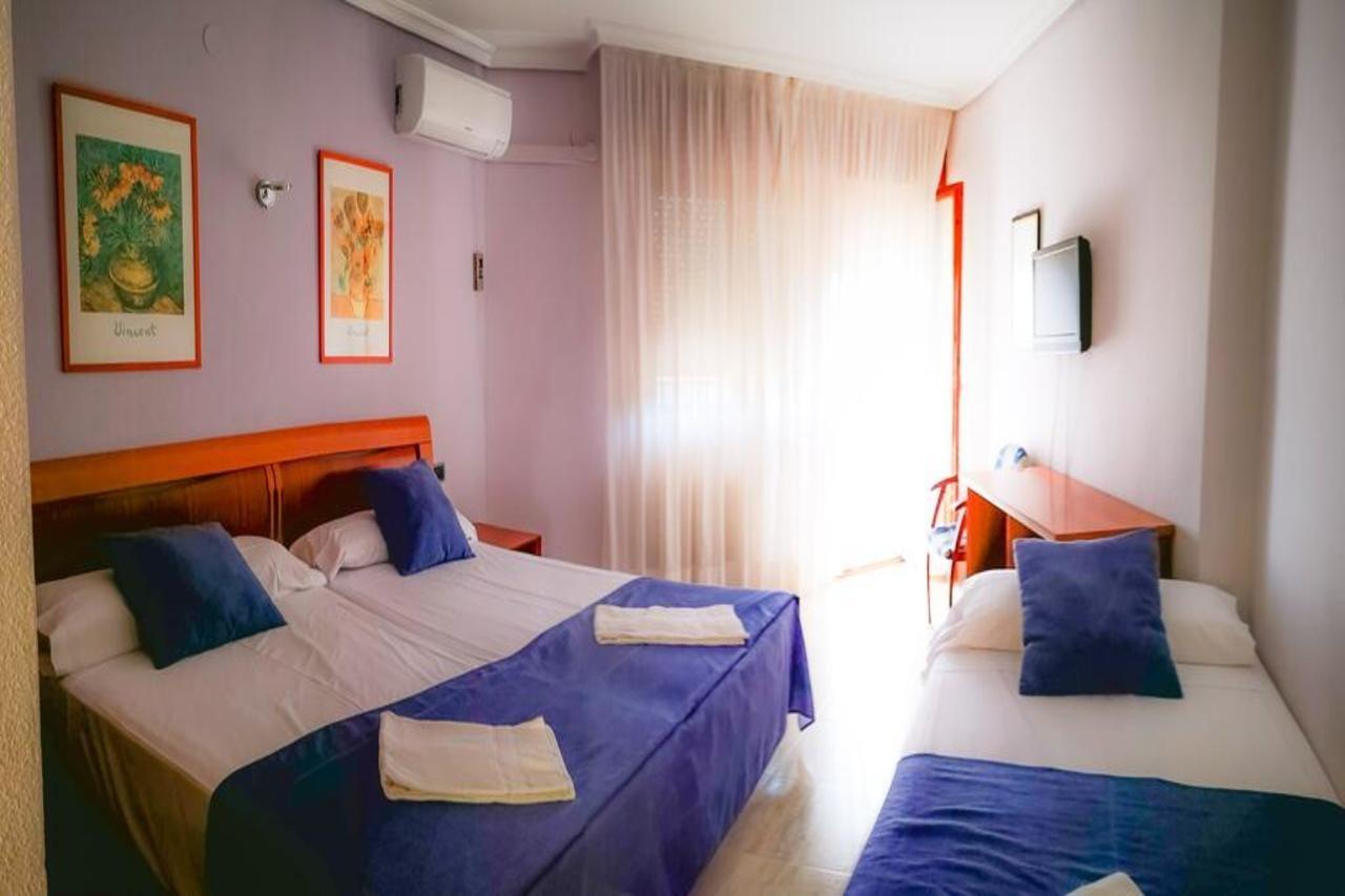 Hotel Restaurante Felipe II (Adults Only) Айна Экстерьер фото
