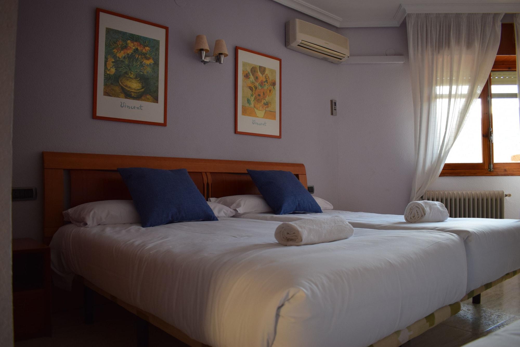 Hotel Restaurante Felipe II (Adults Only) Айна Экстерьер фото