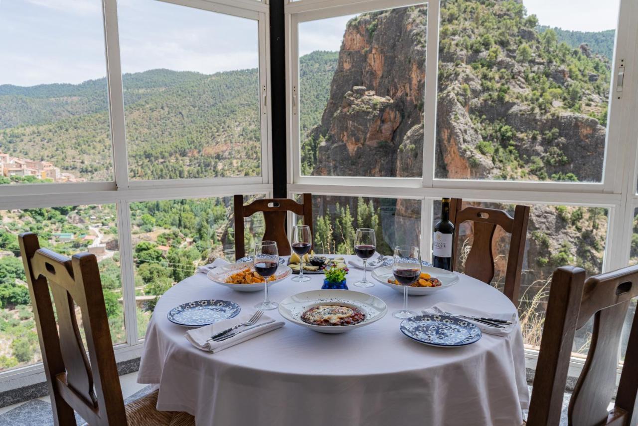 Hotel Restaurante Felipe II (Adults Only) Айна Экстерьер фото