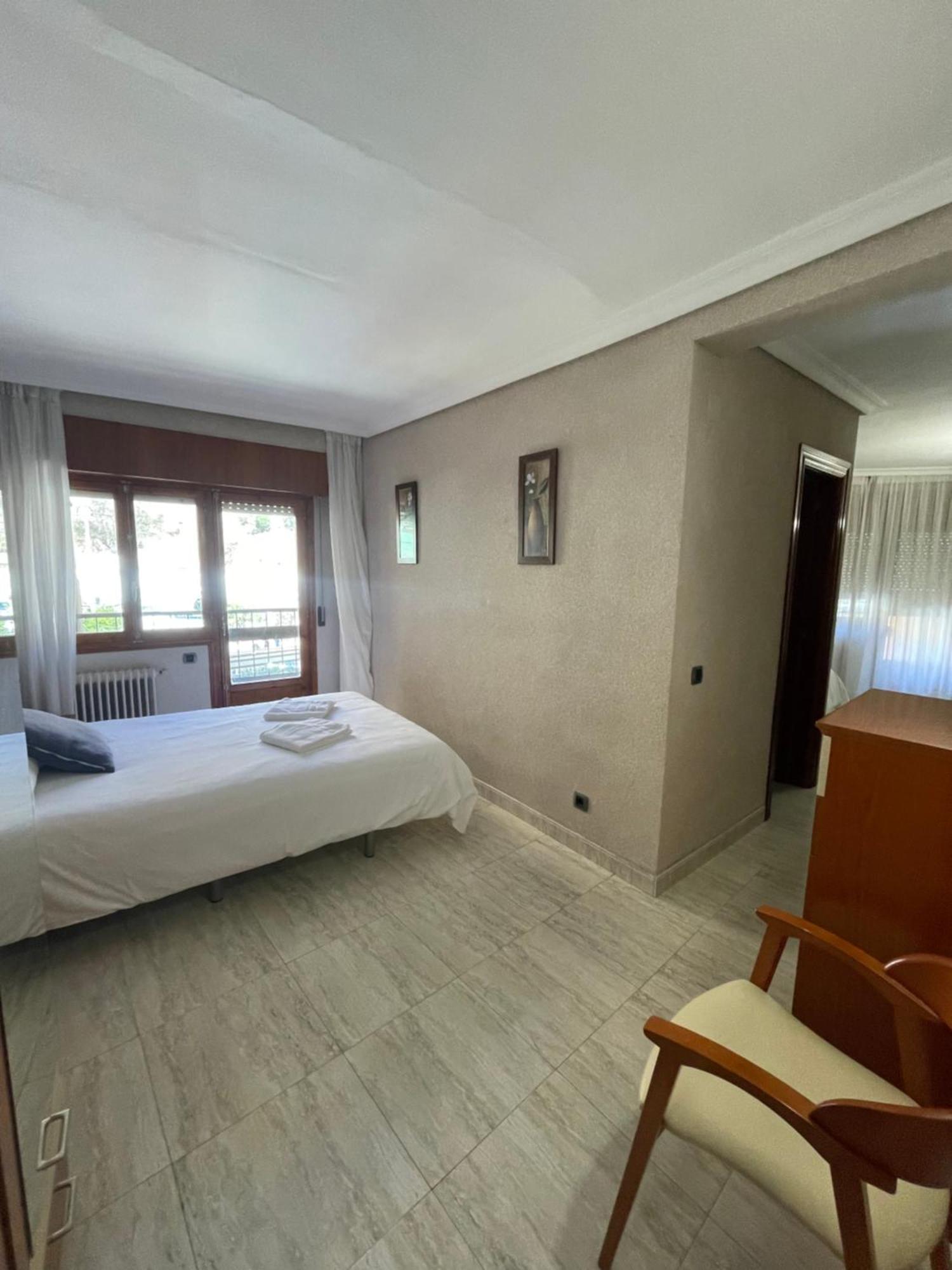 Hotel Restaurante Felipe II (Adults Only) Айна Экстерьер фото