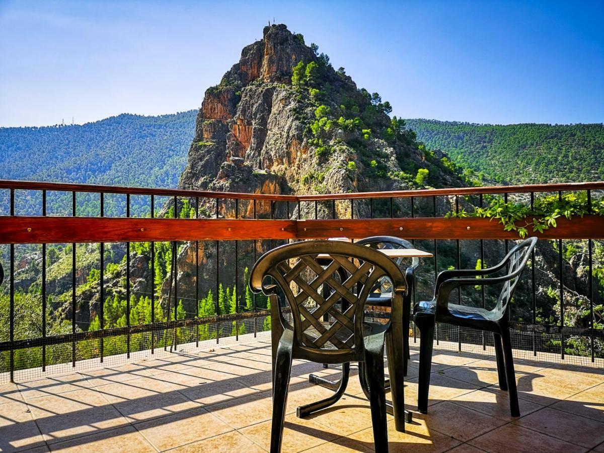 Hotel Restaurante Felipe II (Adults Only) Айна Экстерьер фото
