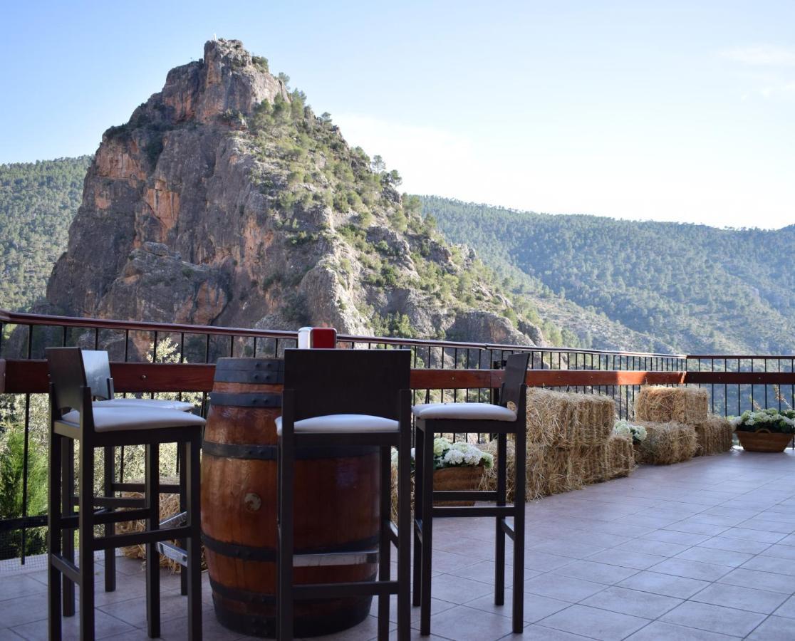 Hotel Restaurante Felipe II (Adults Only) Айна Экстерьер фото