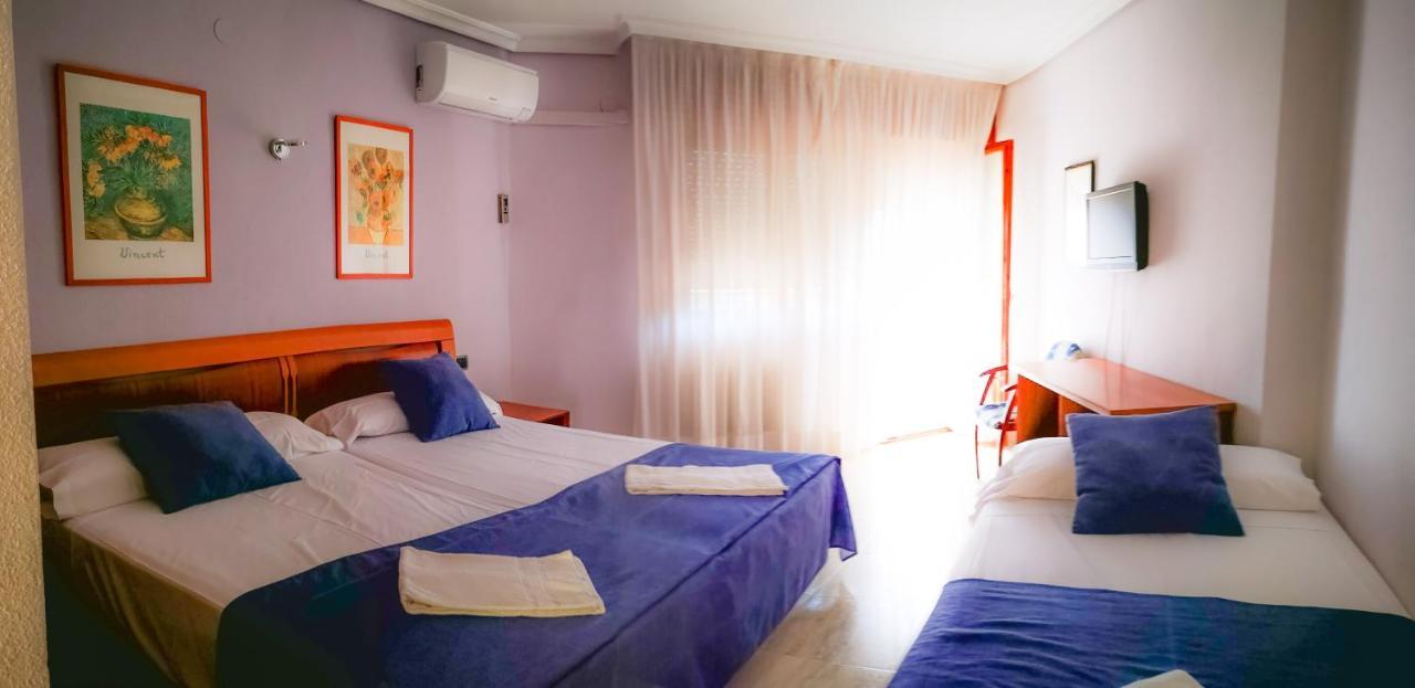 Hotel Restaurante Felipe II (Adults Only) Айна Экстерьер фото